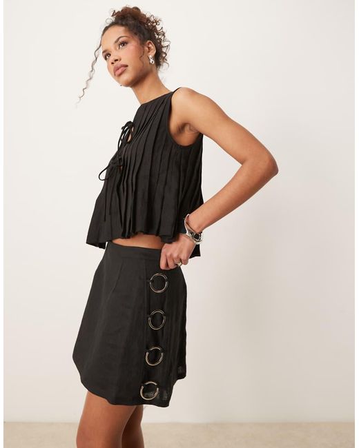 Vrg Grl Black Discoteca Linen Mini Skirt