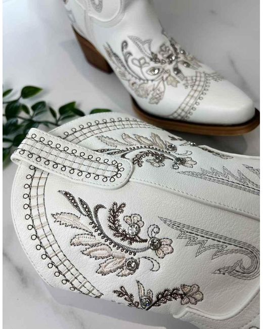 GIA STUDIOS Gray Cowboy Boots