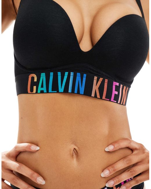 Calvin Klein Black – intense power pride – tief ausgeschnittener push-up-bh aus baumwolle