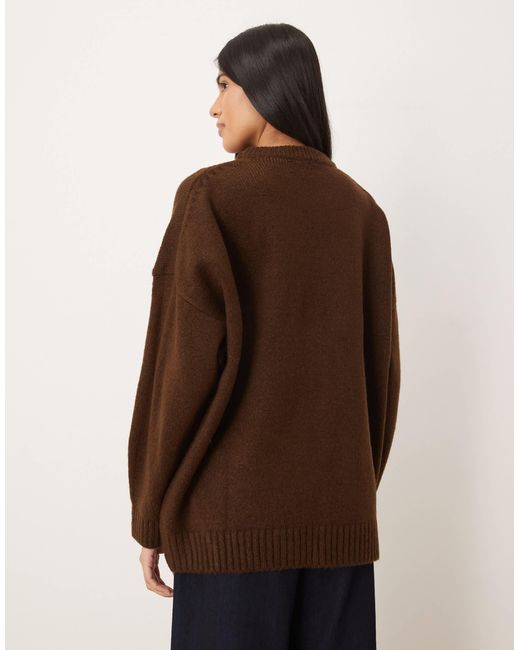 Pull oversize à col ras ASOS en coloris Brown