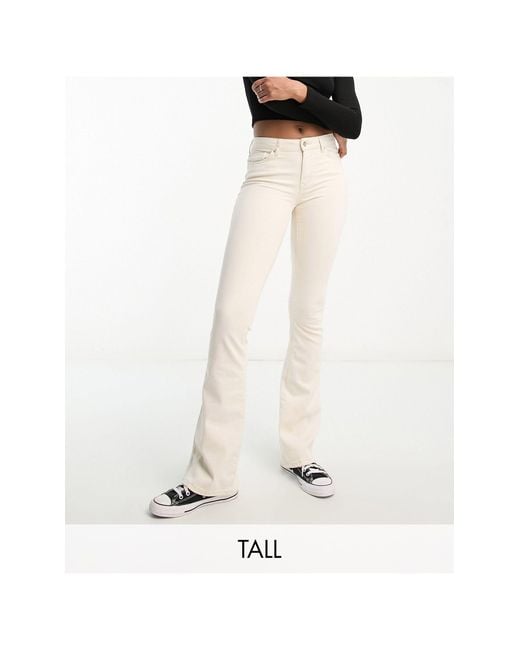 ONLY Blush - Flared Jeans in het White