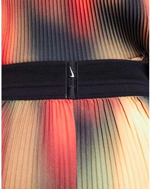 Nike Red Aeroswift Dri-Fit Plisse Mid Rise 3 Inch Printed Shorts
