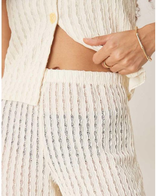 ASOS Semi-Transparante Gehaakte Broek Met Wijde Pijpen En Textuur in het Natural