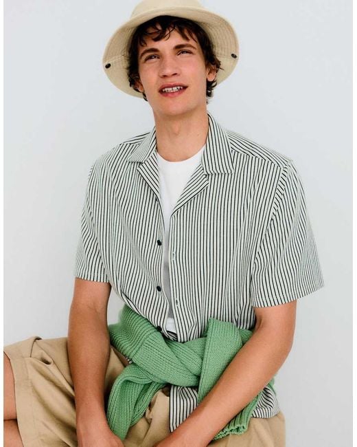 Bershka Gray Striped Print Short Sleeve Boxy Shirt for men