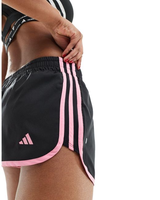 Adidas - running m20 - pantaloncini neri e rosa di Adidas Originals in Black