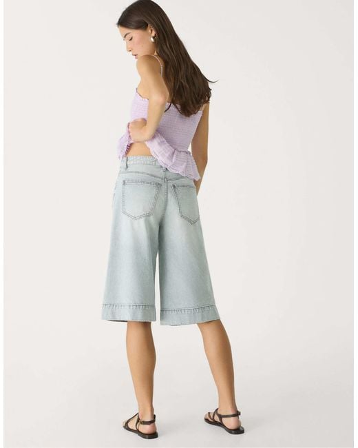 Bermuda en jean - bleu surteint Stradivarius en coloris Gray