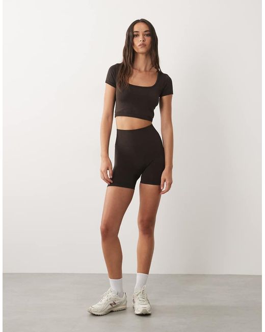 4505 Black Seamless Shine High Waist 5" Booty Shorts