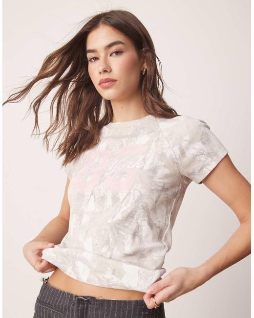 Hollister White Raglan T-Shirt With Chest Print