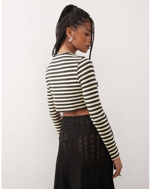 Collusion Ultra-Cropped Vest Met Gele Micro-Strepen in het Metallic