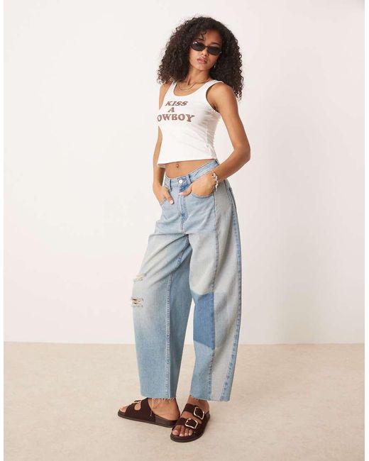 Canotta Con Grafica "Kiss A Cowboy" di ASOS in White