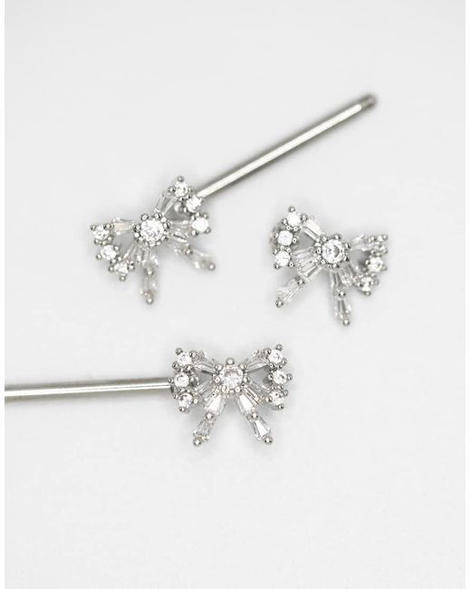 Pack De 2 Piercings Para El Pezón Plateados De Acero Quirúrgico Con Diseño De Dos Lazos De Circonitas De Lovisa de color White