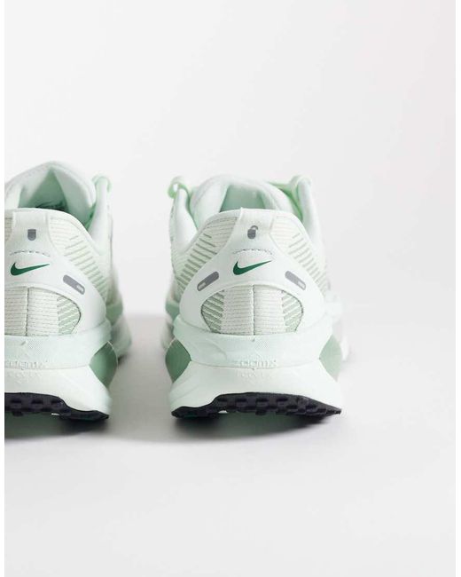Nike White Vomero 18 Trainers