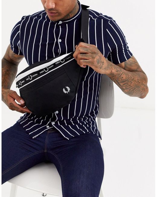 Sac banane oversize à bande et logo Fred Perry pour homme en coloris Black