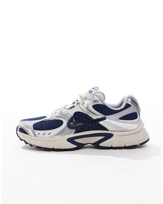 Nike Black V5 Rnr Sneakers for men