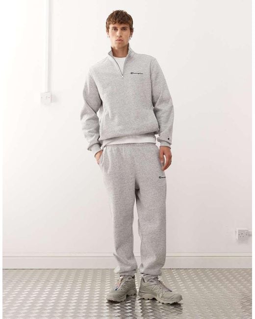 Joggers Grises Con Bajos Ajustados De Champion de hombre de color Gray