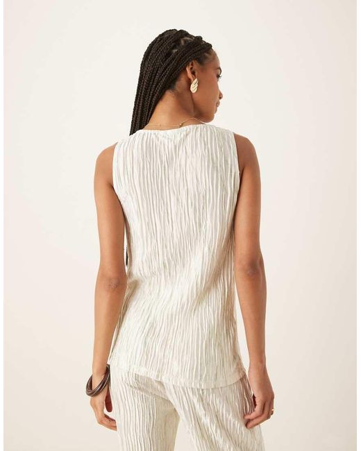 Vila Natural Plisse Slash Neck Sleeveless Top Co-ord