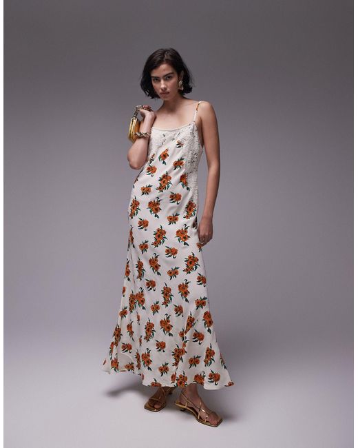 Premium - robe nuisette longue à imprimé fleuri avec détails en dentelle - /blanc TOPSHOP en coloris Orange