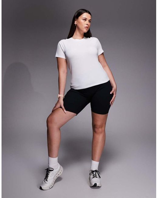 4505 White Curve Fitted Cotton Everyday T-shirt With Quick Dry Finish