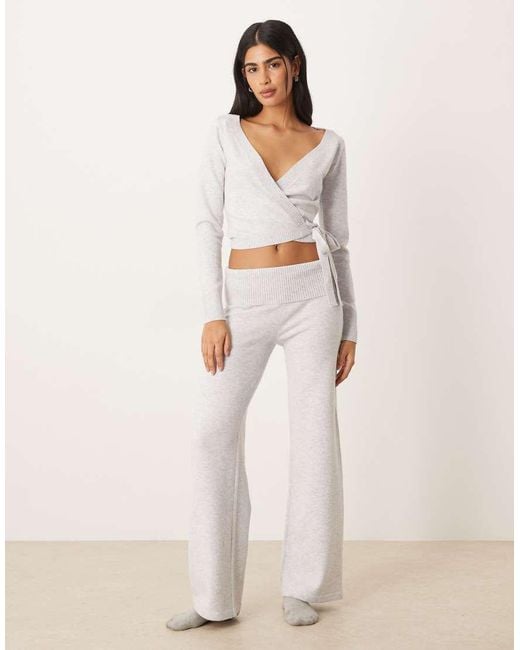 Hollister Natural Gilly Hicks Low Rise Straight Leg Cosy Trousers Co-ord