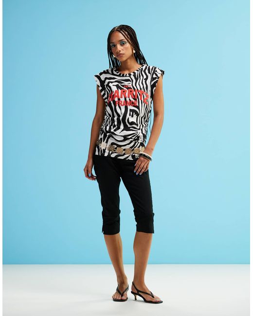ASOS Blue – tanktop mit zebramuster und u-boot-ausschnitt
