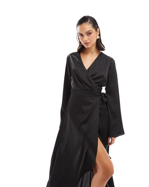 TFNC London Black – langärmliges, gewickeltes satin-maxikleid