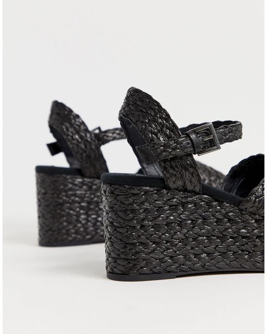 Stradivarius Denim Crossover Raffia 