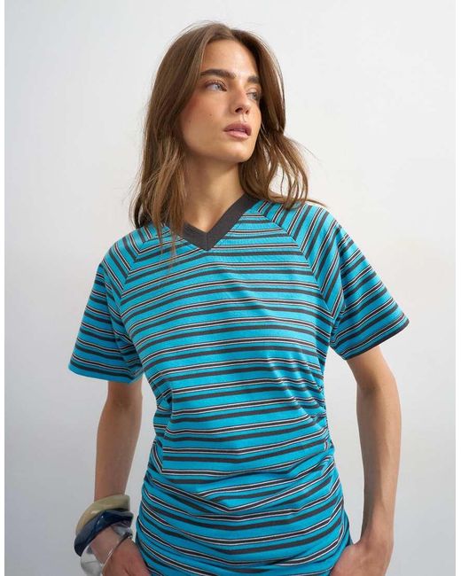 TOPSHOP Blue Micro V-Neck Ruched Side Tee