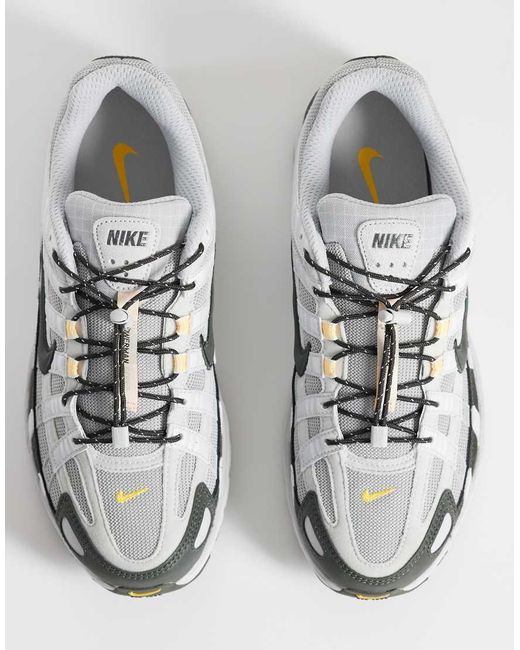 P-6000 Tech Speed di Nike in Metallic da Uomo