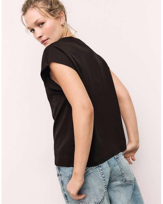 Stradivarius Black B06 Basic Dropped-Shoulder T-Shirt