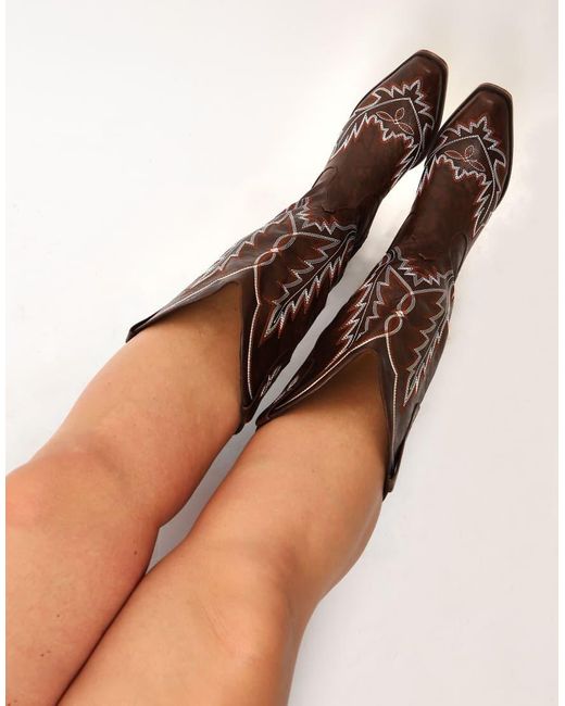GIA STUDIOS Brown Plus Size Wide Leg Fit Cowboy Western Boots