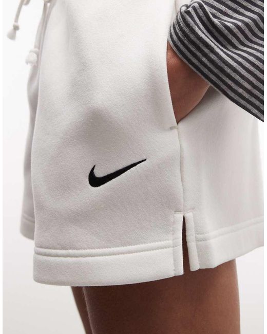 Nike Phoenix in het Gray