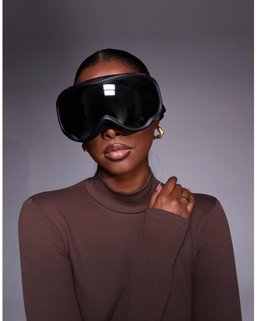 Masque Threadbare en coloris Brown