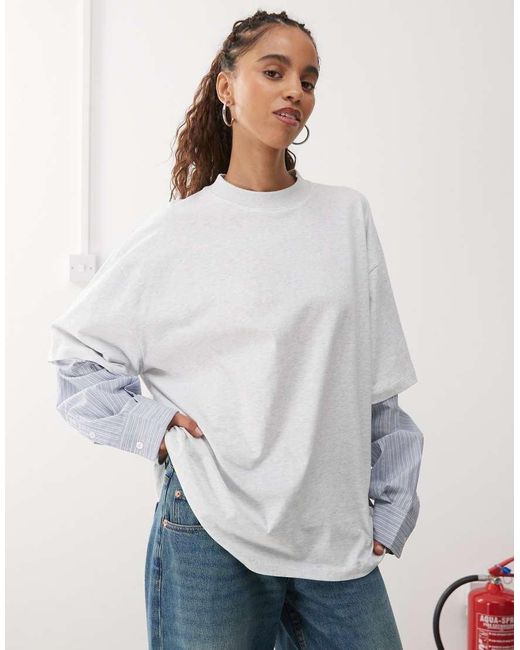 Top 2 En 1 De Camiseta Extragrande Y Camisa A Rayas Azules De Manga Larga De Lioness de color White