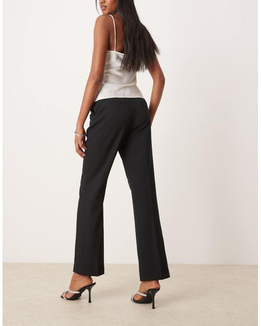 Pantalon droit d'ensemble Y.A.S en coloris Natural