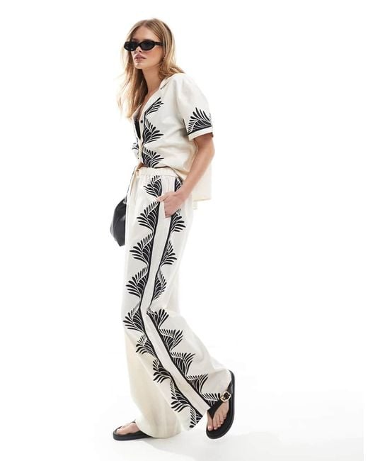 French Connection White Sherry Printed Straight Leg Drawstring Pants