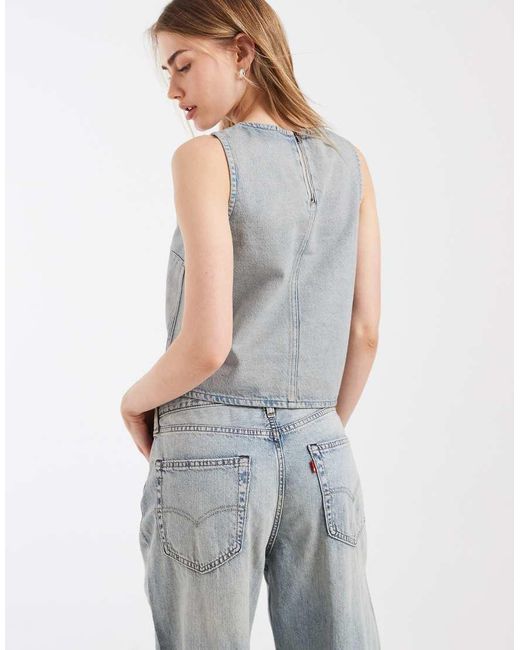 Top di Levi's in Gray