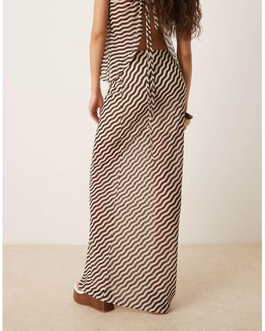 ASOS Maxi Rok Met Bruine En Witte Strepen, Deel Van Co-Ord Set in het Natural