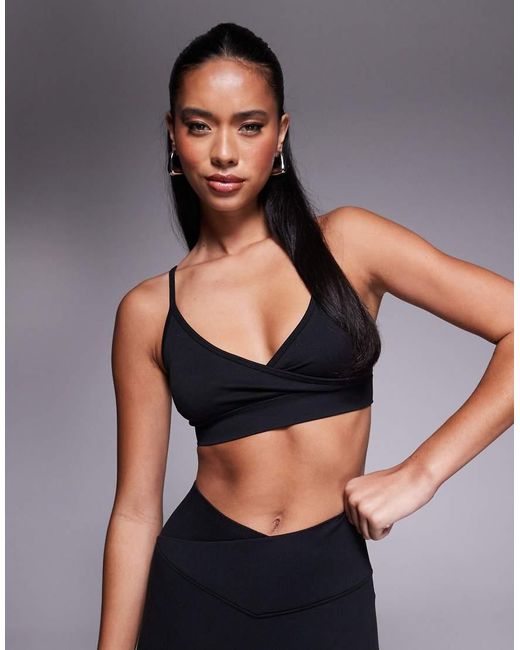 4505 Black Wrap Front Seamless Light Support Sports Bra