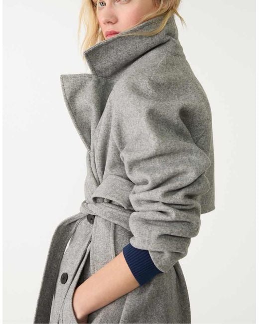 Stradivarius Zachte Trenchcoat in het Gray