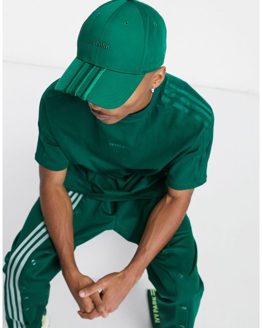 Adidas x - Cappello con visiera verde scuro di Ivy Park in Green