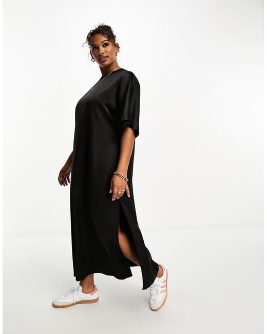 ASOS Black Asos design curve – t-shirt-kleid aus em satin mit oversize-passform und midilänge