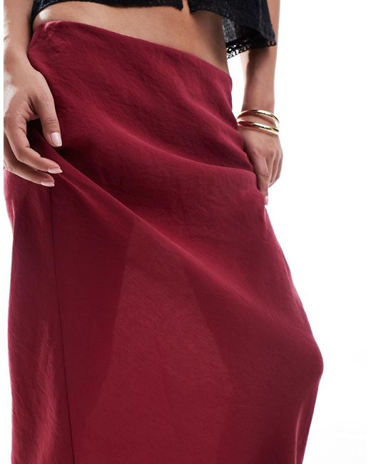 ASOS Schuingesneden Zachte Midi Rok in het Red