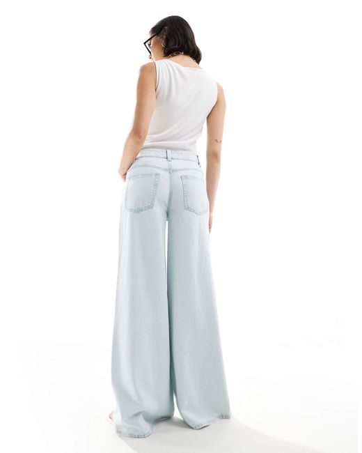 ASOS White – jeans aus weichem stoff mit weitem bein und überkreuztem bund,