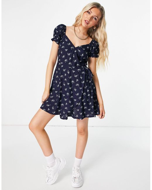 Hollister Blue – kleid mit puffärmeln und blumenmuster