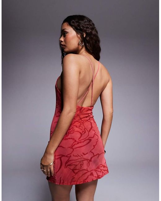 Asos Design Petite di ASOS in Red