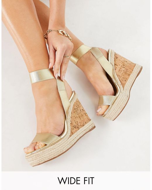 ASOS Tiffany - Sleehakken Met Kurkzool, Elastiek En Brede Pasvorm in het  Metallic - Lyst