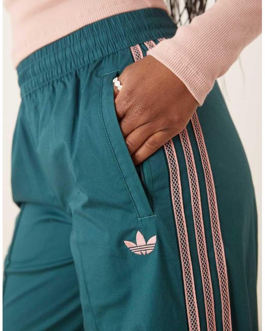 Adidas Originals Gehaakte Trainingsbroek Met Streep in het Blue