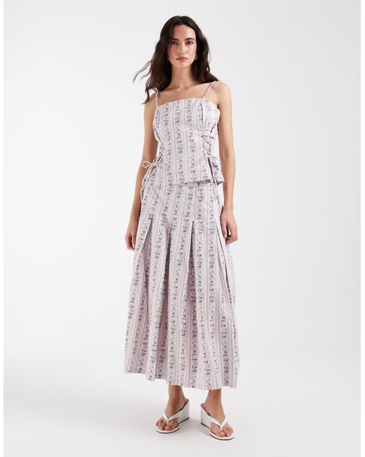 Muse Assembly White Pleated Maxi Skirt
