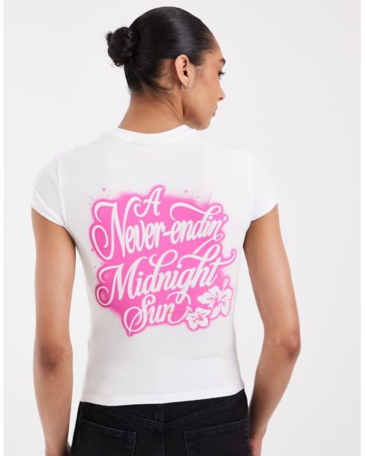 ASOS X Z. Larsson in het White