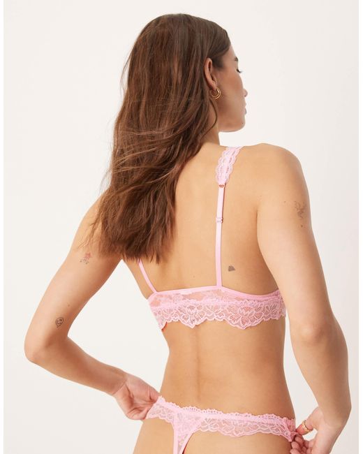Lyla - string en dentelle ASOS en coloris Natural